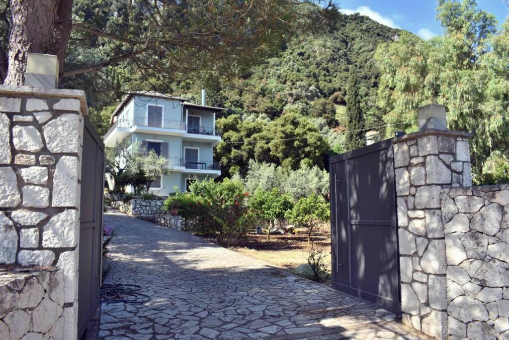 Villa Sunset Lefkas اجيوس ايوانيس المظهر الخارجي الصورة
