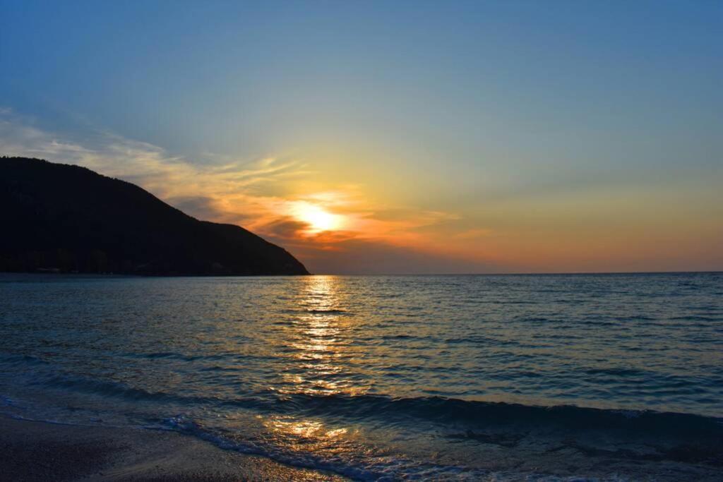 Villa Sunset Lefkas اجيوس ايوانيس المظهر الخارجي الصورة